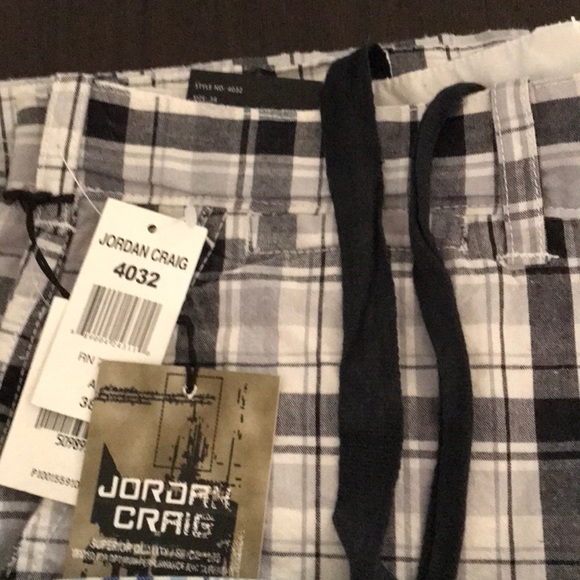 Shorts - Picture 4 of 6